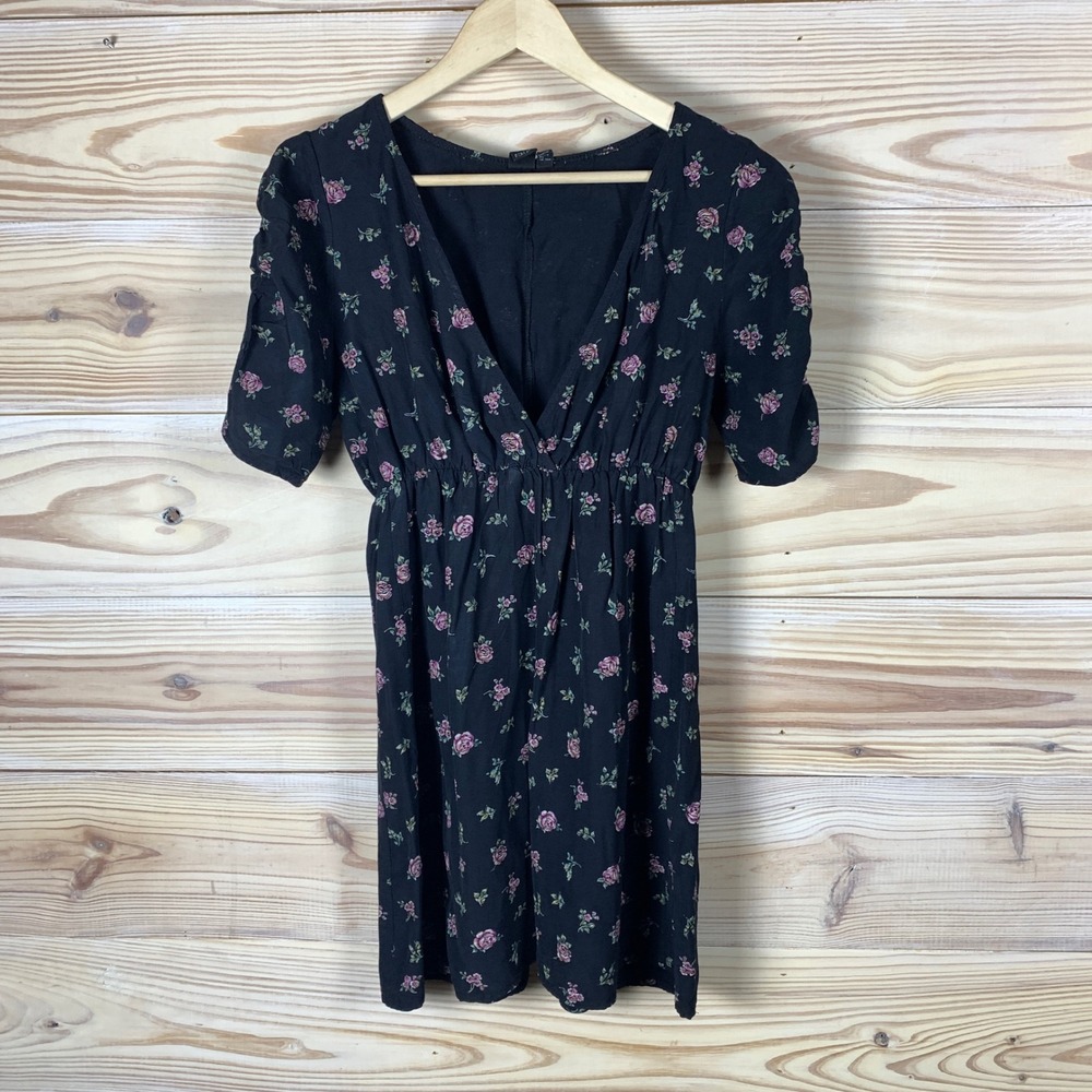 Urban Renewal Mini Dress Womens Medium Black Pink Floral V-Neck Short Sleeve 90s